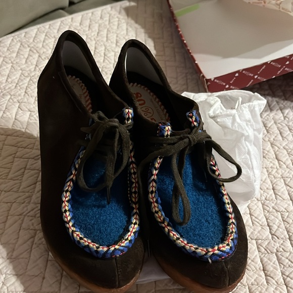 80%20 Moccasin Platform Wedges Sz. 6.5 - Picture 4 of 7